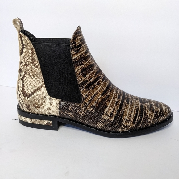 Freda Salvador Snake-Printed Skin Italian Leather Chelsea Boots Bootie Size 7 - Picture 6 of 14